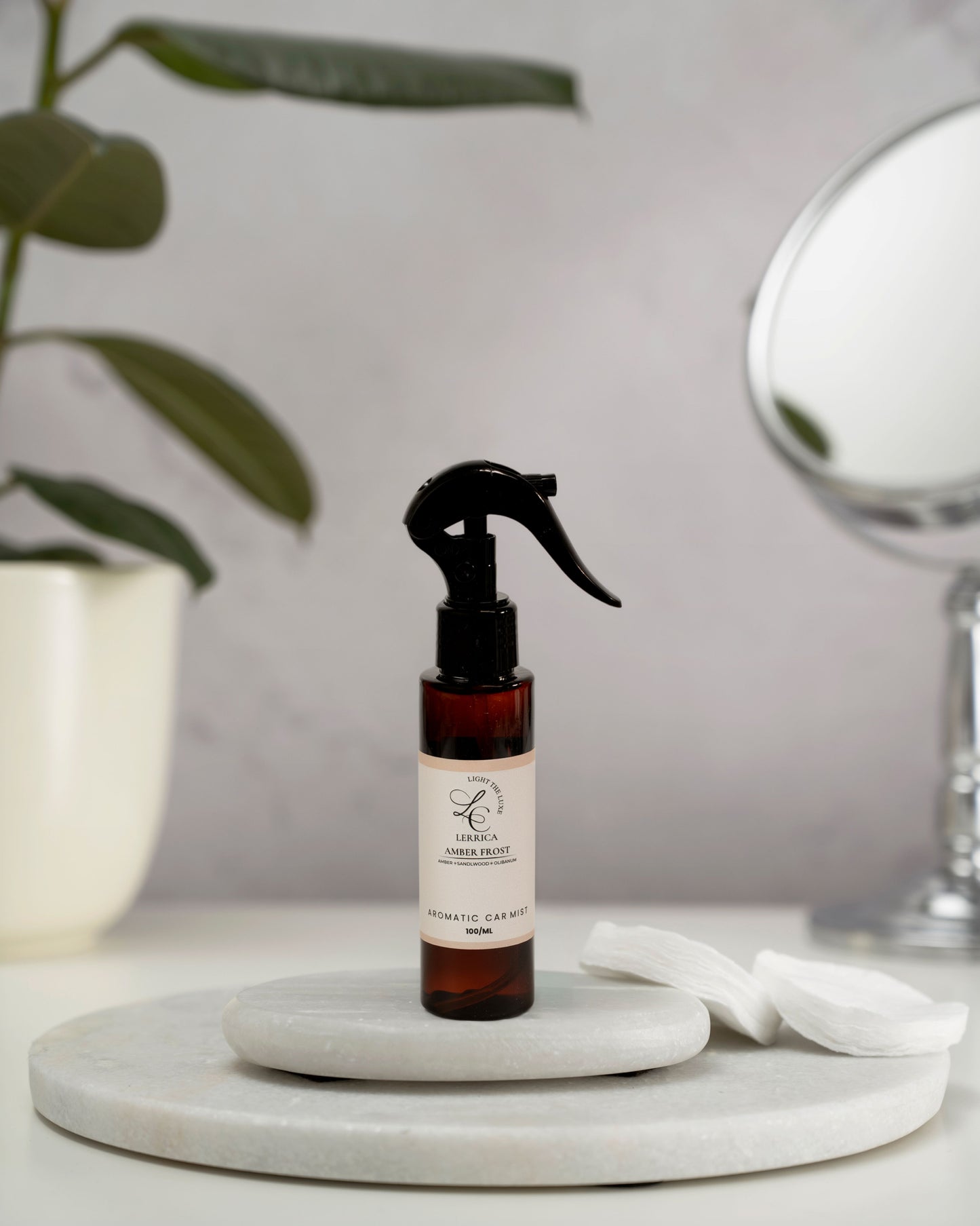 Elegant Car Fragrance Spritzer - Amber Frost