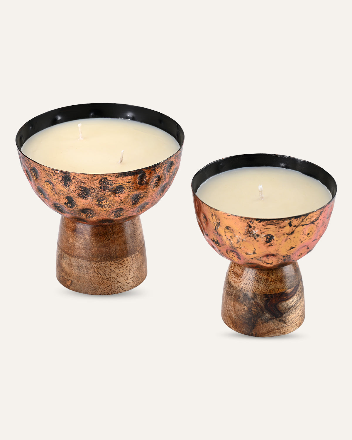 HAMMERED PEDESTAL BOWL CANDLE - ANTIQUE BRONZE